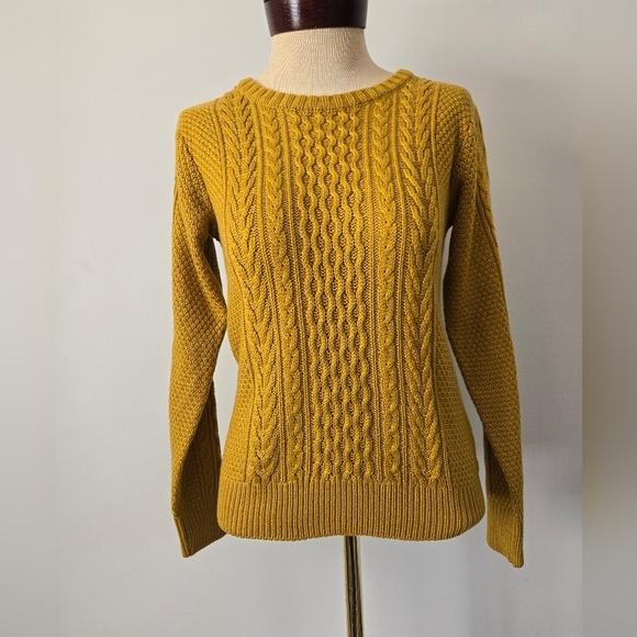 PARK AVENUE WOMEN Mustard Cable Knit Long Sleeved Sweater. Size 8 UK/4 US - Picture 2 of 12
